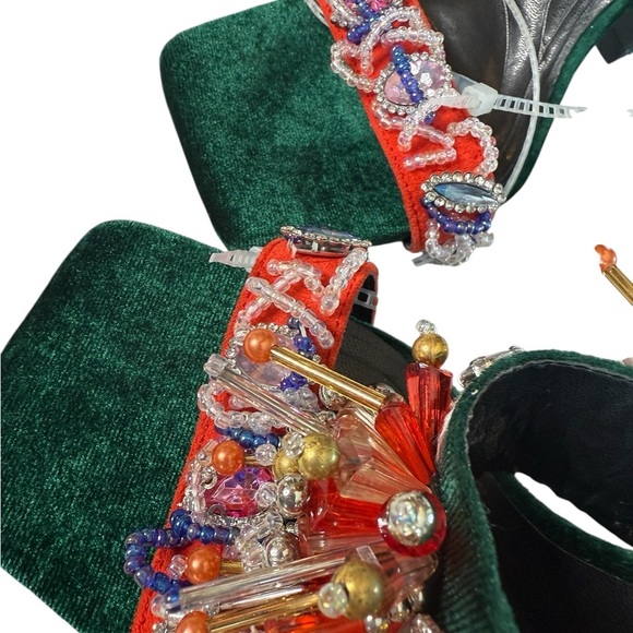 Azalea Wang Greenberry Beaded Rhinestone Dress Sandals NEW Size 6M NWOB - Picture 9 of 13